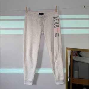 Aeropostale Jogger Sweatpants - Cream Size Large